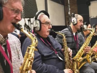 ¿Puede la música ayudar a preservar la agudeza cerebral en la vejez?