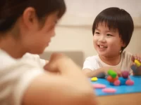 La capacidad cognitiva muestra estabilidad significativa desde los 3 años de edad