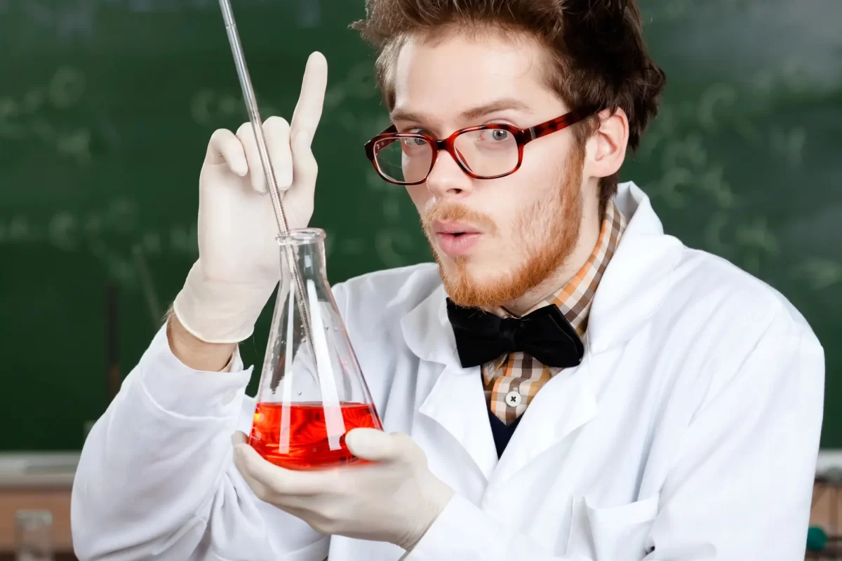 Cómo orquesta el cerebro humano la generación de hipótesis e ideas científicas creativas