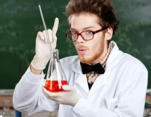 Cómo orquesta el cerebro humano la generación de hipótesis e ideas científicas creativas