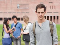 Casi la mitad de los universitarios reportan ideas suicidas según un estudio internacional
