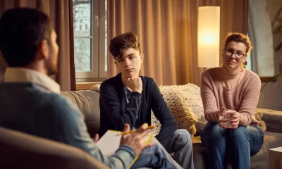 Hablar con los adolescentes construye su carácter y mejora su estabilidad emocional