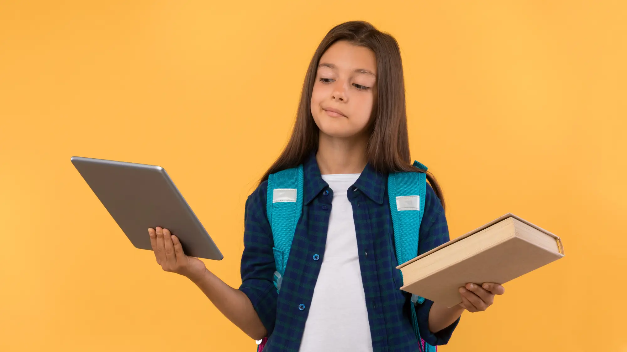 Un estudio revela que los libros estimulan más la comprensión social infantil que las pantallas