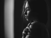 ¿Te cuesta conectar con lo que sientes? Pautas para comprender y expresar mejor tus emociones