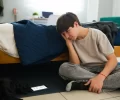 Restringir el uso de redes sociales a una hora diaria disminuye la soledad en personas afectadas